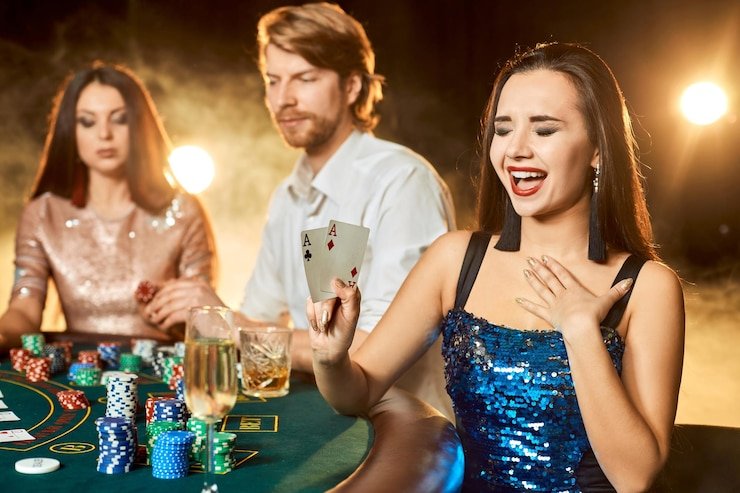 Pengguna baru menikmati hiburan sports dan casino setelah registrasi di bardi4d